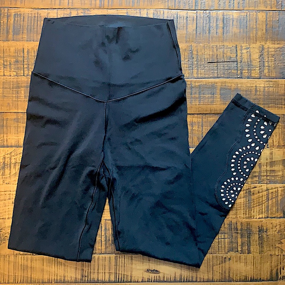 Aerie 7/8 Play Leggings w/ Mesh Detail